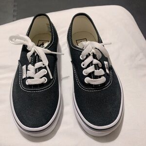 Vans Low-Top Kids Size 12c…NEW!!!